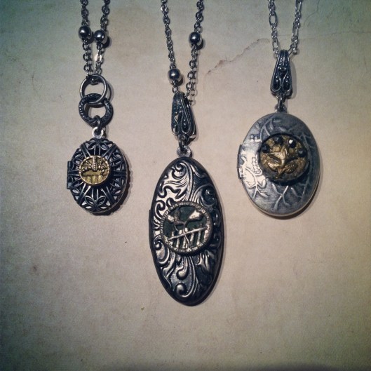 Victorian Button Lockets