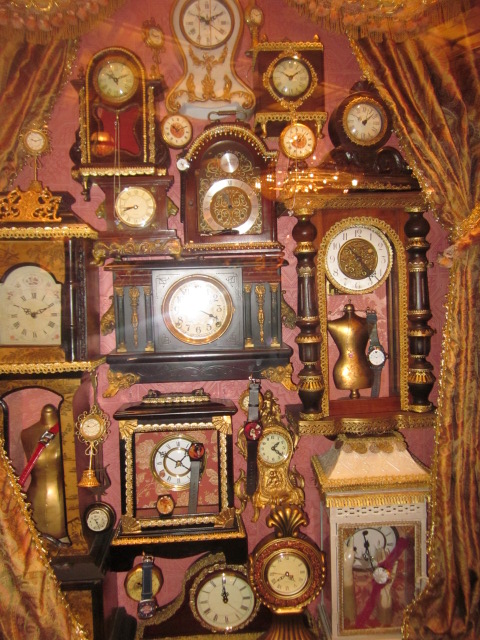 Vintage clock dispaly